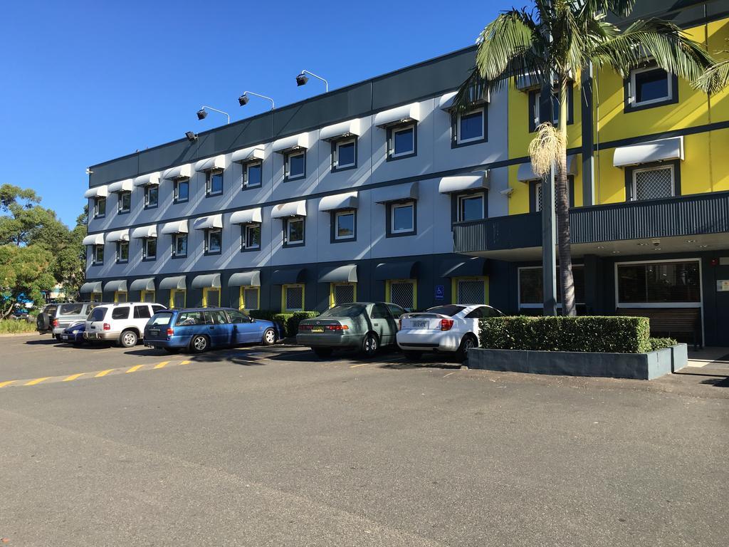 Ibis Budget - Enfield Сидней Экстерьер фото