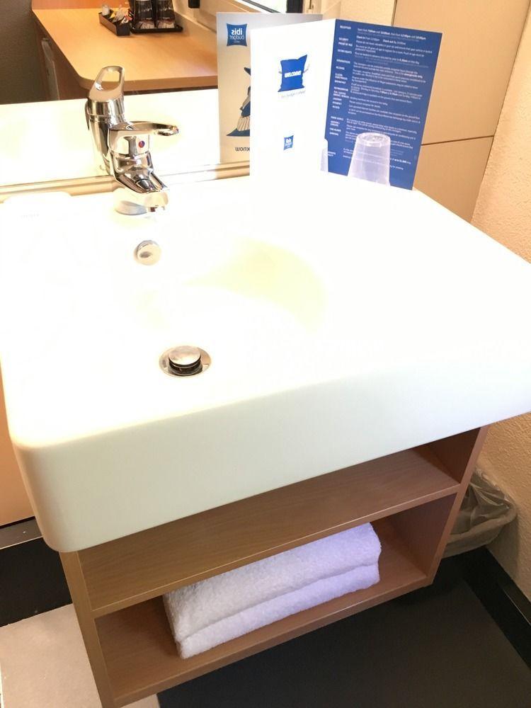 Ibis Budget - Enfield Сидней Экстерьер фото