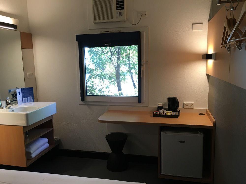 Ibis Budget - Enfield Сидней Экстерьер фото